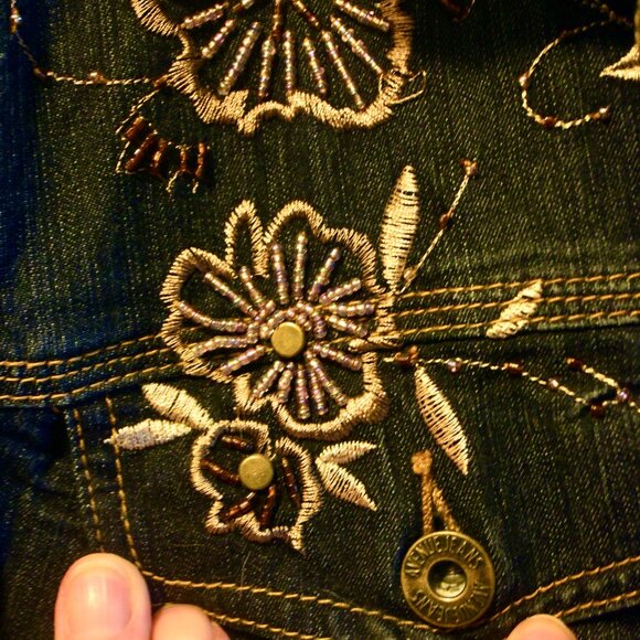 Embrordered Jean Jacket - Picture 4 of 5